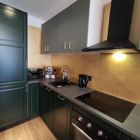 888 Bulwary Stare No 1