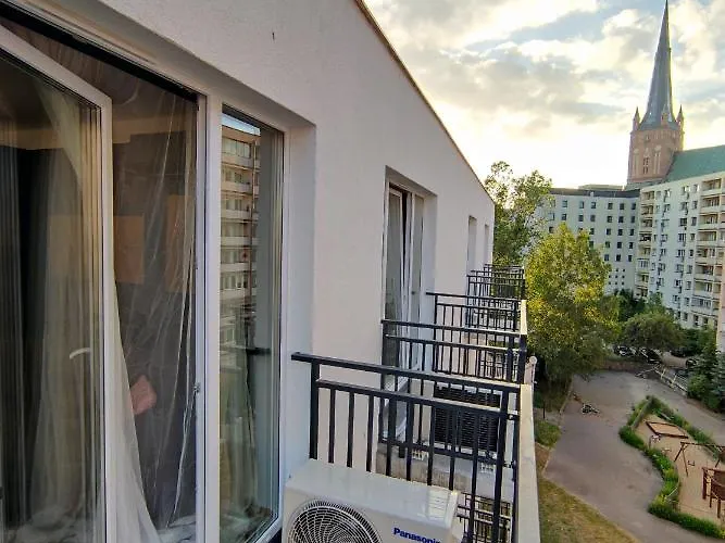 888 Bulwary Stare No 1