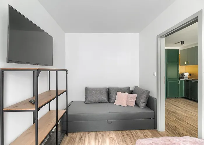 888 Bulwary Stare No 1 * Στσέτσιν